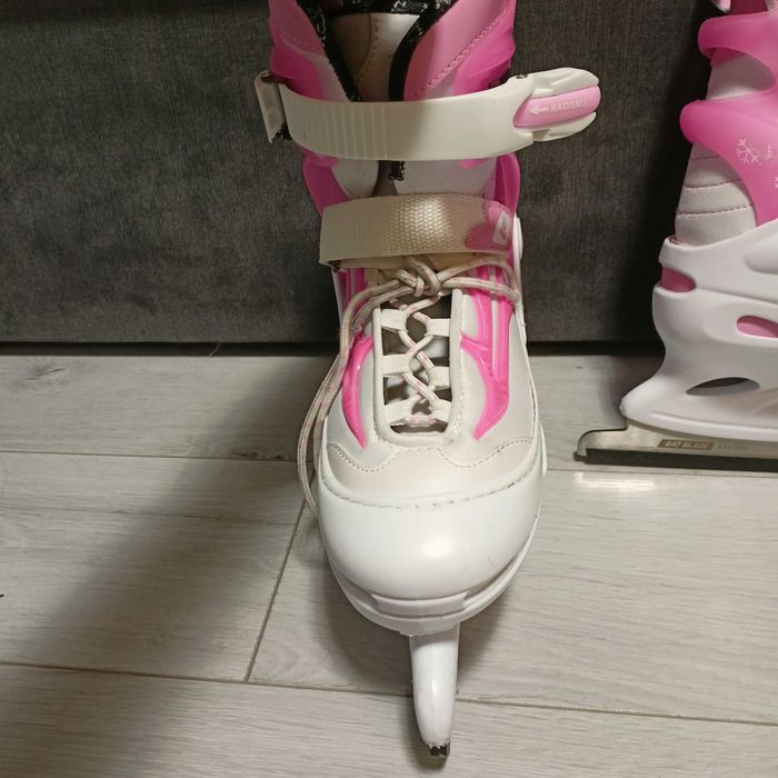 Łyżwy damskie/dziewczęce regulowane 38-41