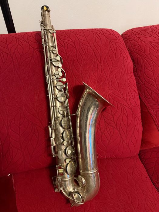 Saksofon tenorowy Conn