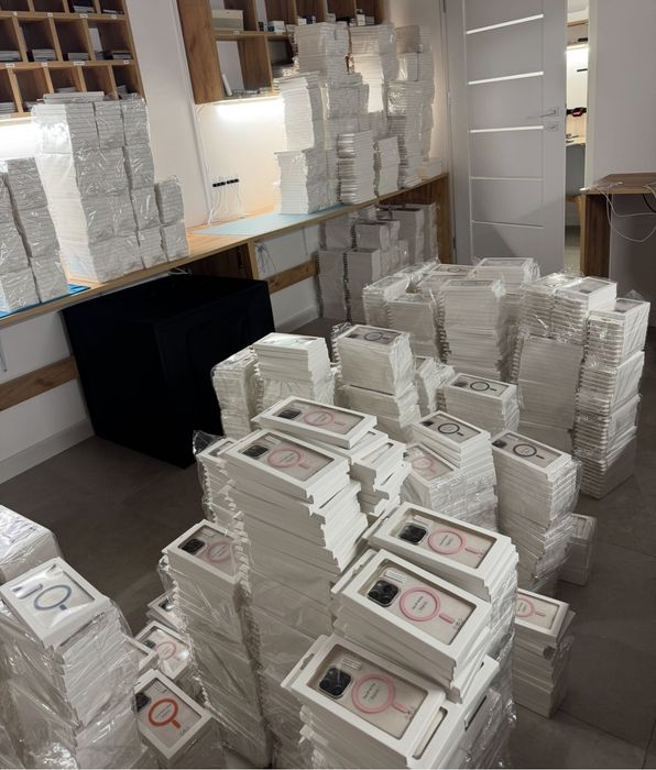 4043 szt. ETUI MagSafe iPhone Case