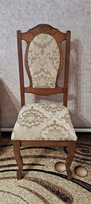 Стулья деревянные 4 шт.