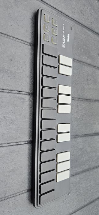 Korg nanoKEY2 міді клавіатура