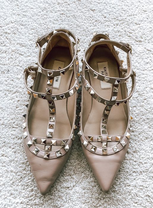 sapatos rasos nude