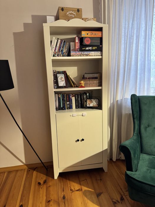 Biblioteczka Ikea