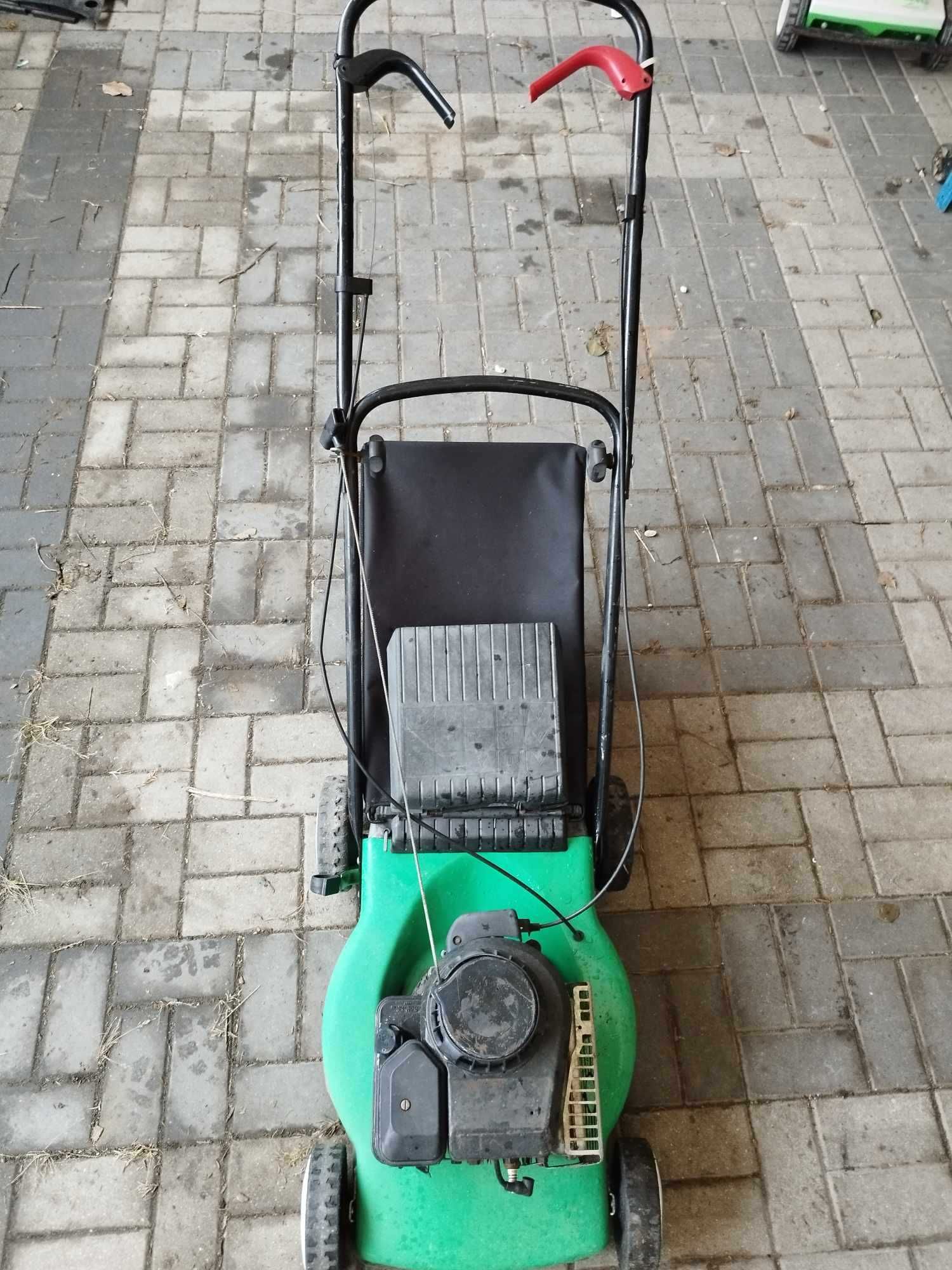 Kosiarka z silnikiem briggs & stratton Rozdrażew • OLX.pl
