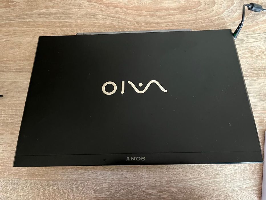 Продаю срочно лептоп состояние хороший продаю