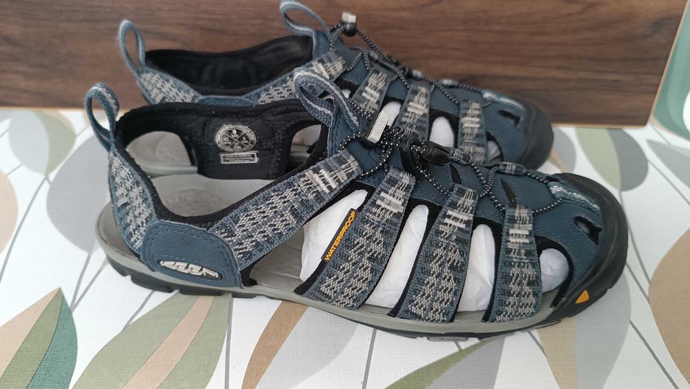 Сандалии Keen Waterproof, мужские, р. 42 27 см
