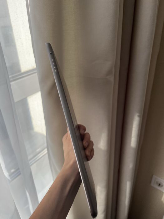 iPad Air    16GB