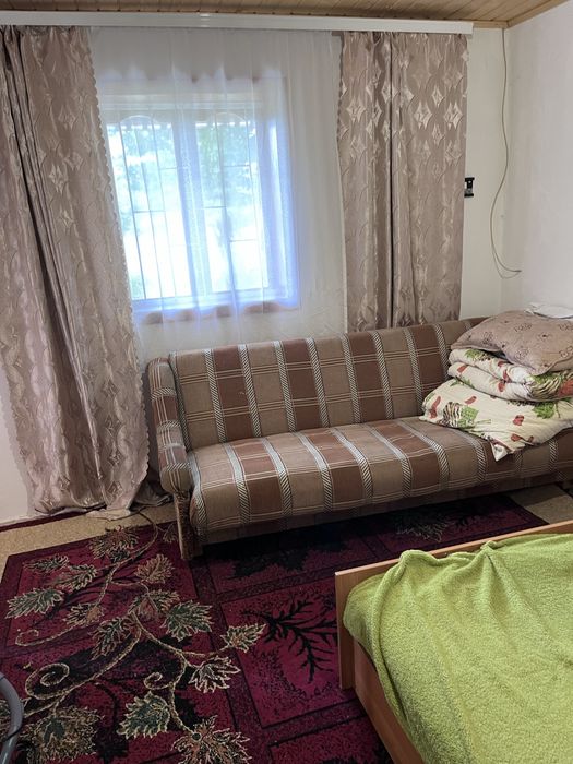 Дачний будиночок у тихому місці