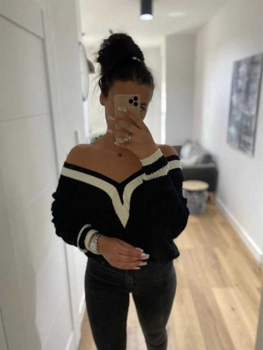 Czarny sweterek Rozmiar M