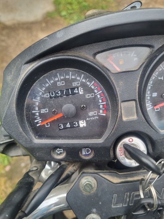 Продам Lifan 150 2-E