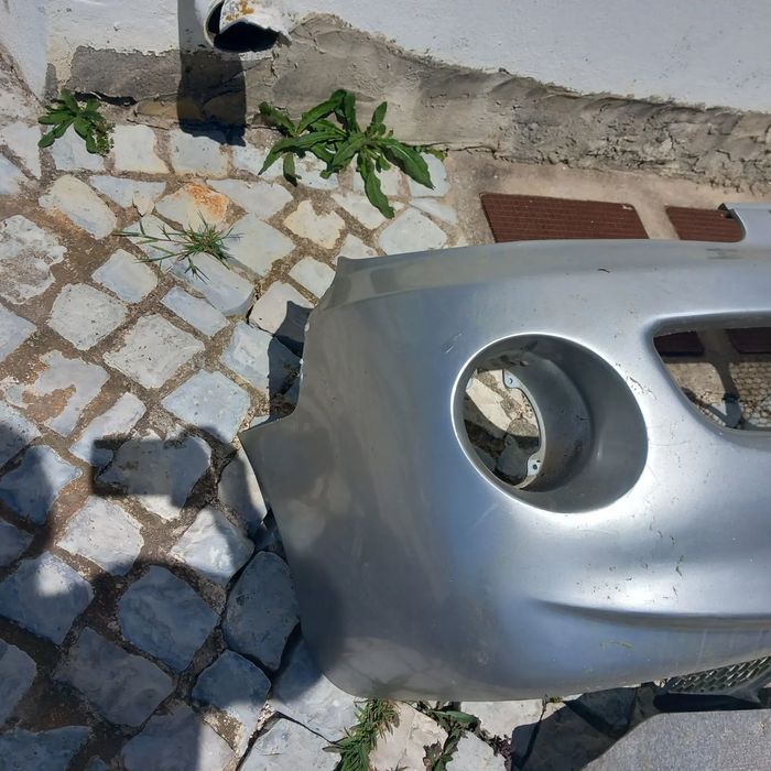 Para choques frente hyundai h1 ano 2001
