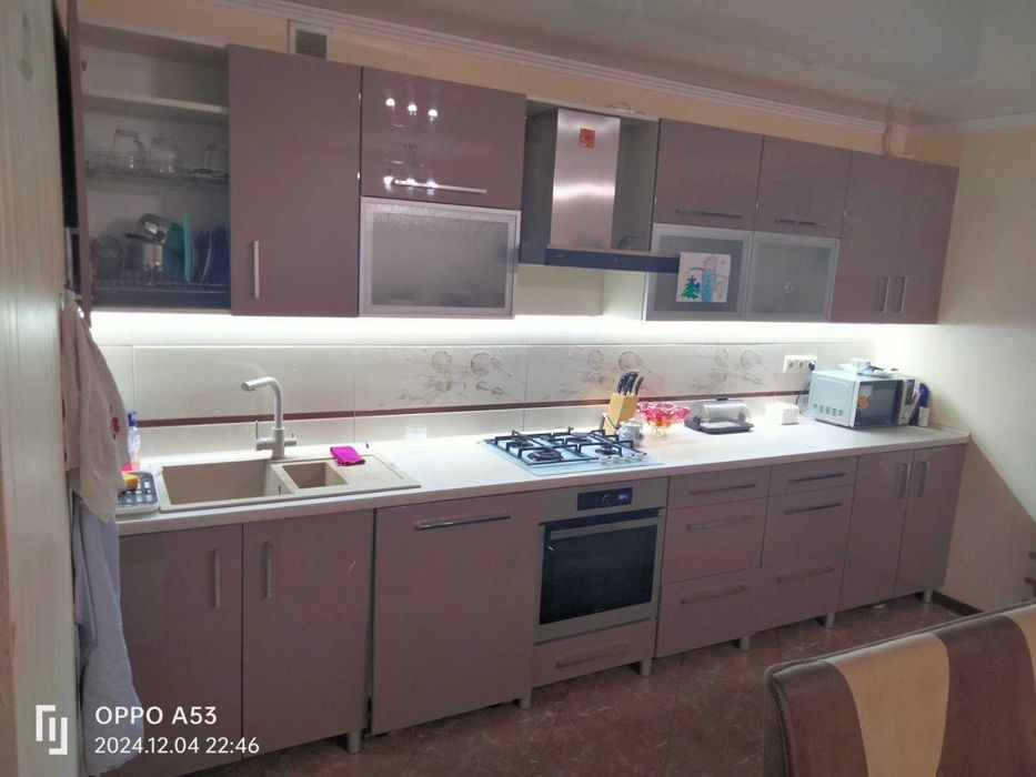 Продам квартиру в кирпичном доме с ремонтом