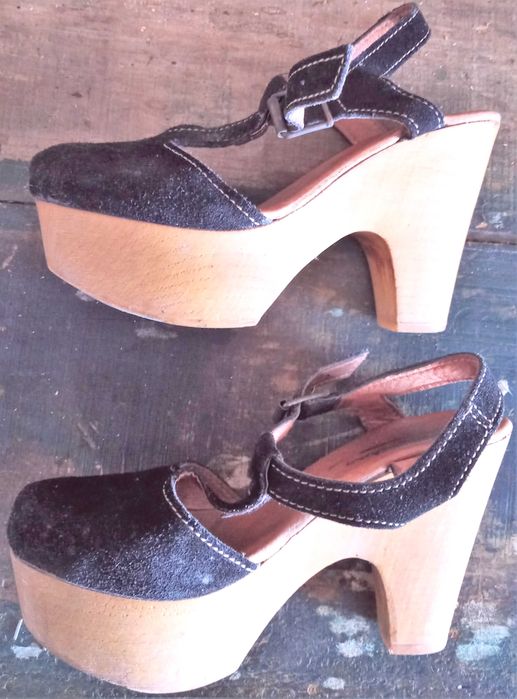 Sandálias Camurça 36 TAPADAS