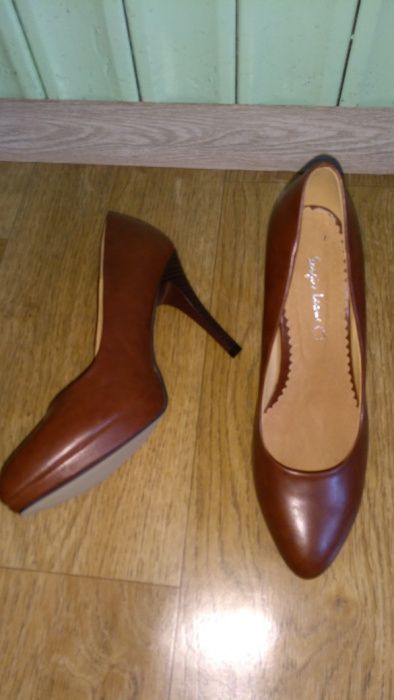 Sprzedam nowe szpilki