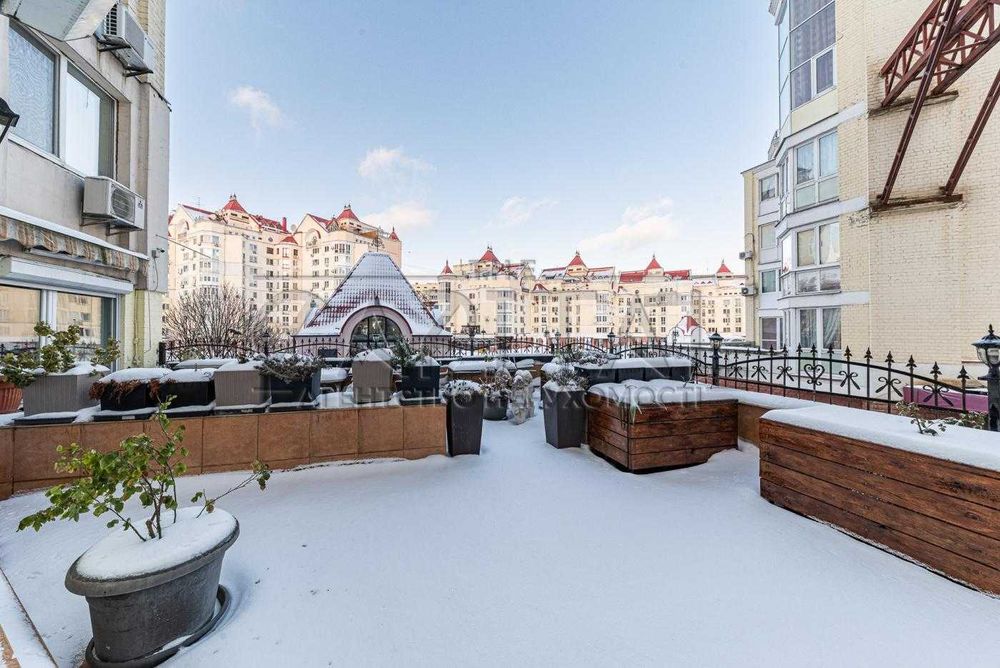 Оренда 2к квартири з терасою Володимира Івасюка Оболонь Київ