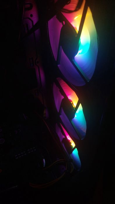 Komputer gamingowy i3-10100f