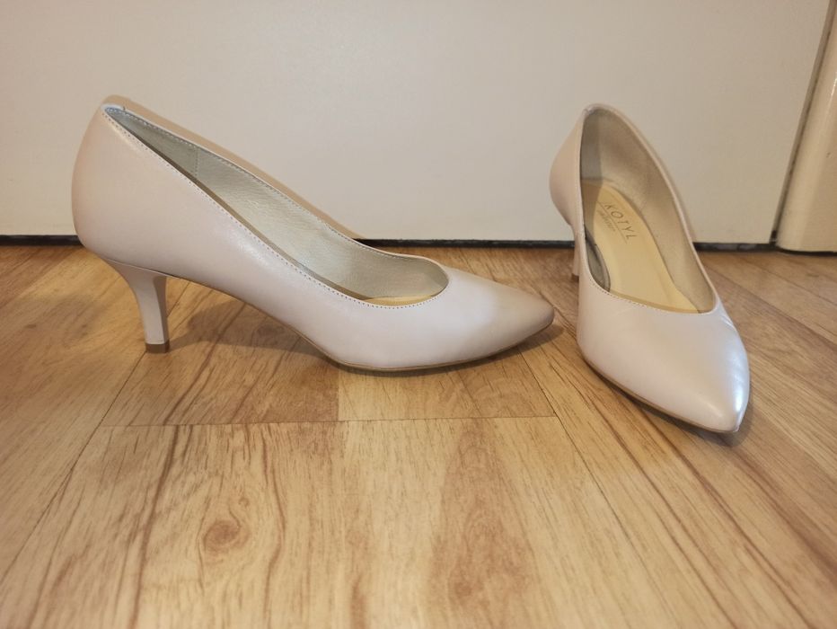 Buty szpilki rozm. 37