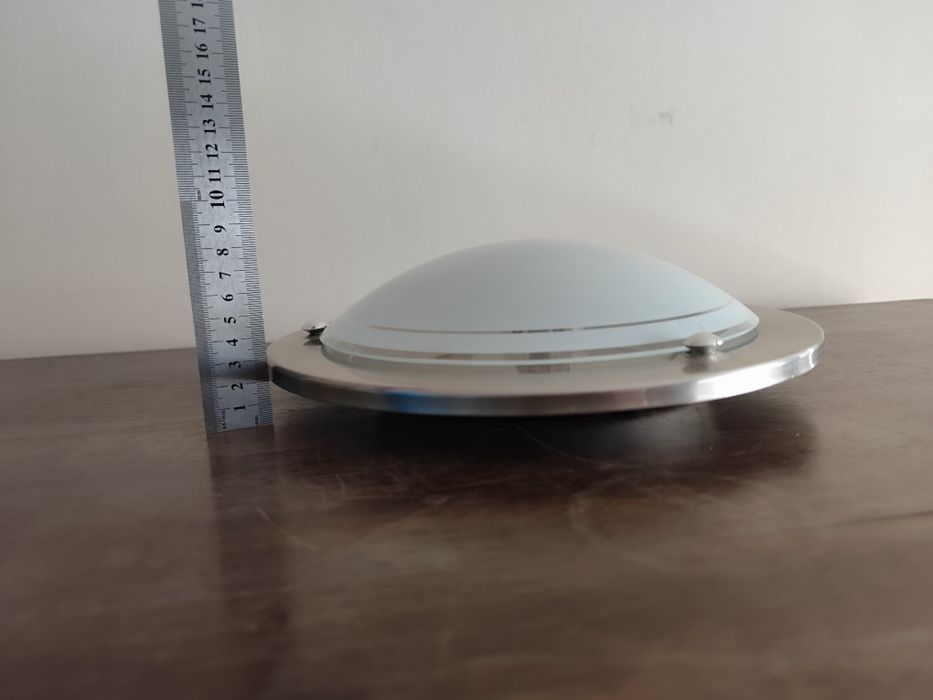 Plafon lampa ścienna sufitowa ze szklanym mlecznym kloszem  trio