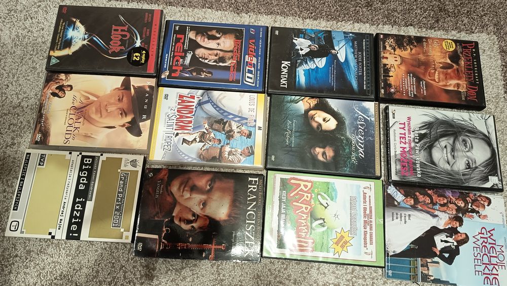 Sprzedam filmy widoczne na zdjęciu (60zł/szt)