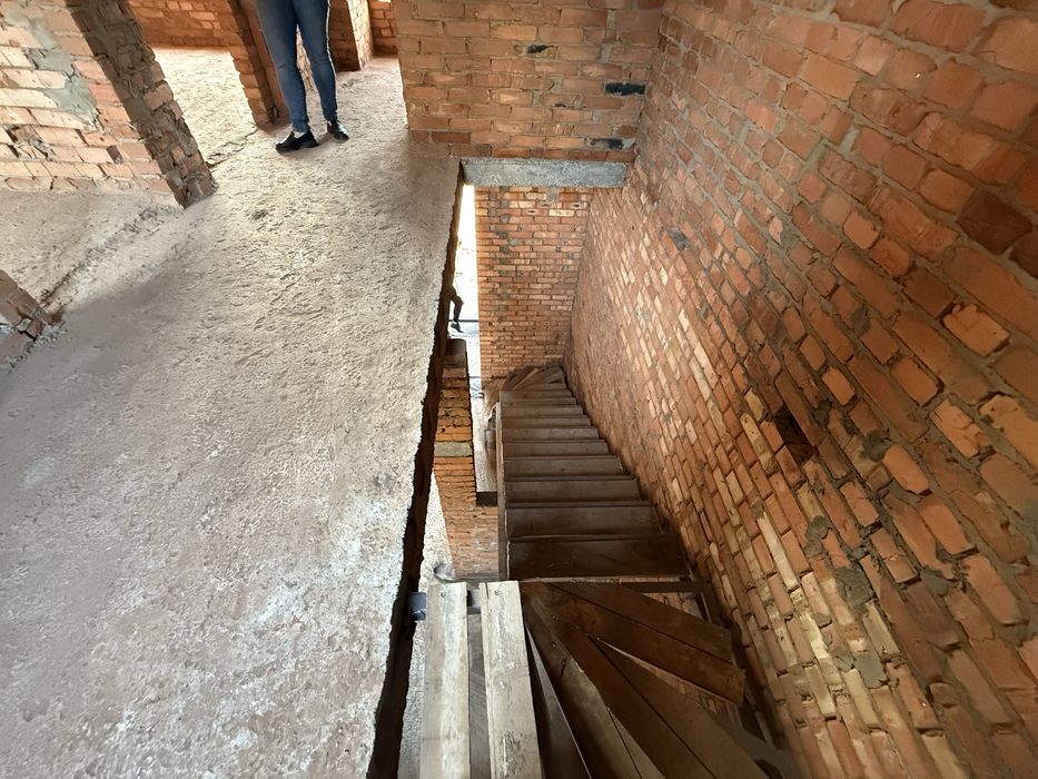 Продаж таунхауса ( ближні Зарванці)