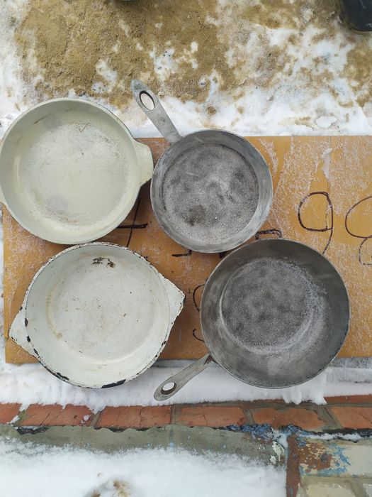 Продам разную посуду .