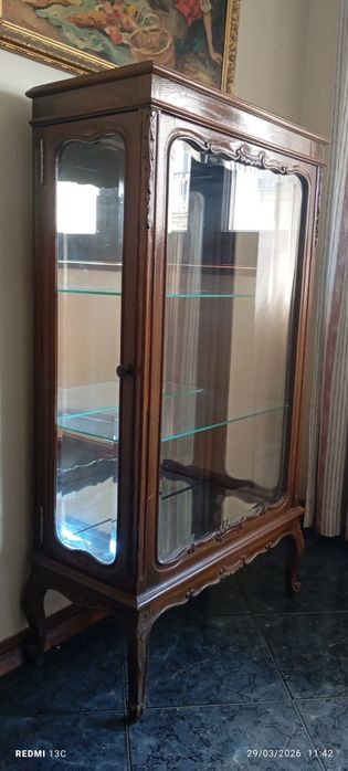 Cristaleira , vitrine de estilo clássico,  Vintage