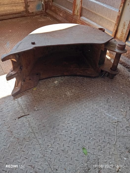 JCB 8052 5.200kg    .