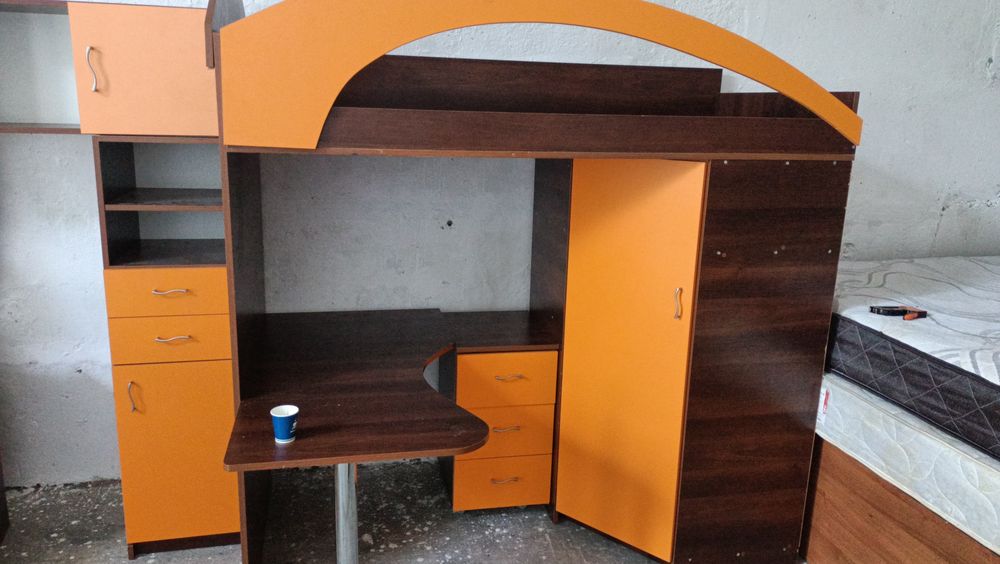 Кровать чердак,в хорошем состоянии