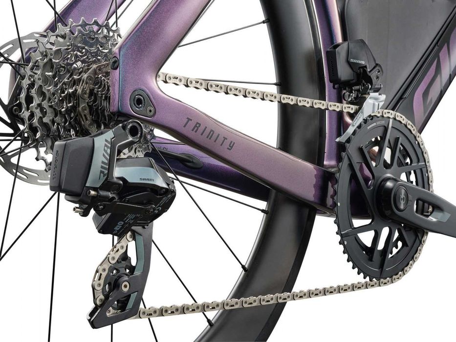 Новий велосипед для триатлону Giant Trinity Advanced SL 2 SRAM 2026