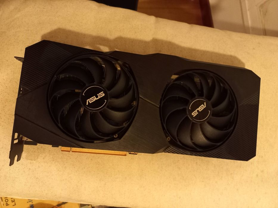 ASUS AMD Radeon 6600xt