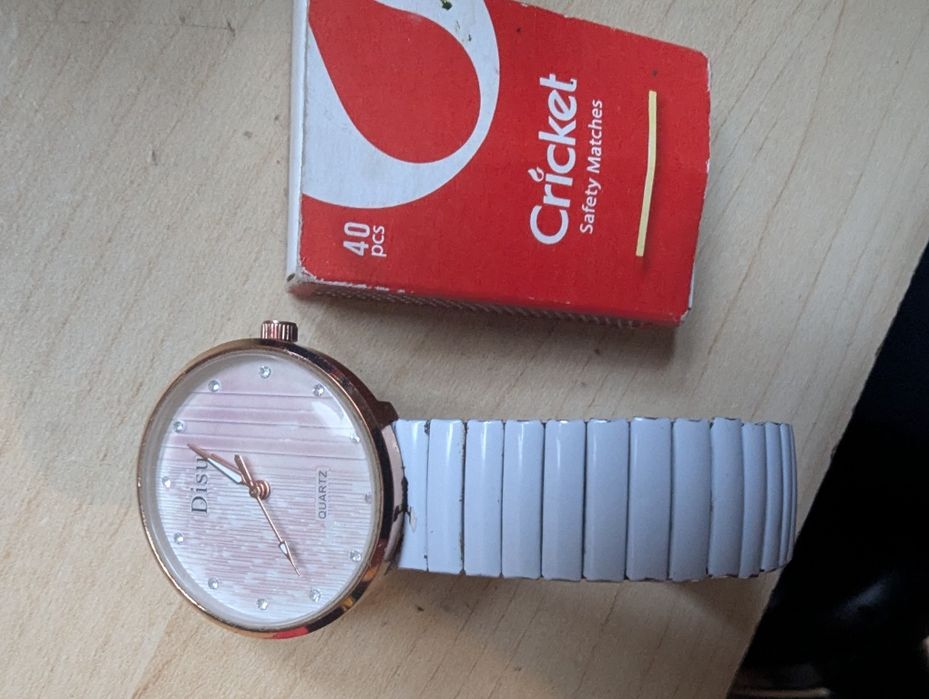 Zegarek damski Disu