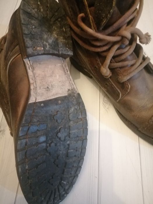 Botas em pele genuína da marca Red Oak