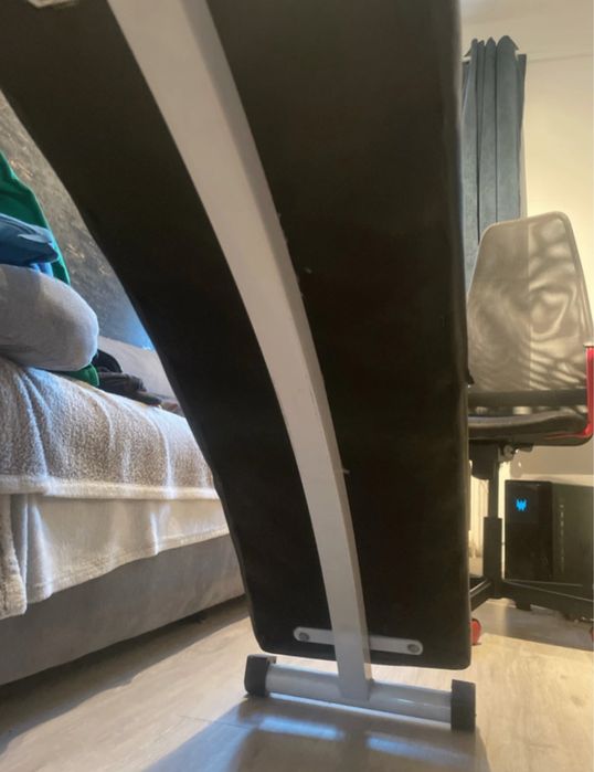 ławka do cwiczenia brzuszkow