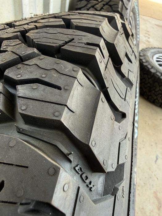 Rodas 265/70 r17 c jante brid / bf goodrich