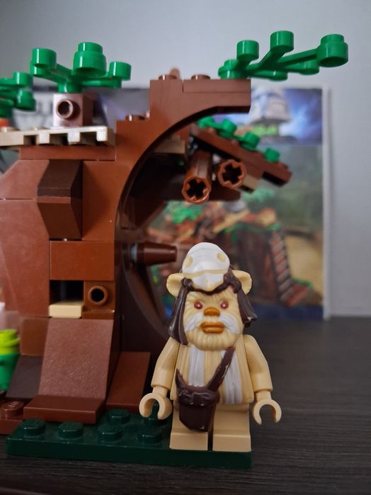 LEGO Star Wars Атака евоків (7956)