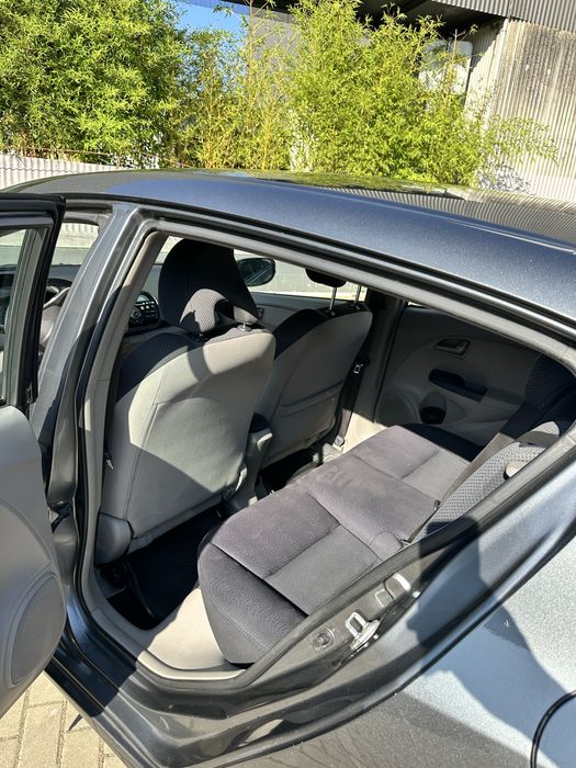 Honda Insight — fotografia 8