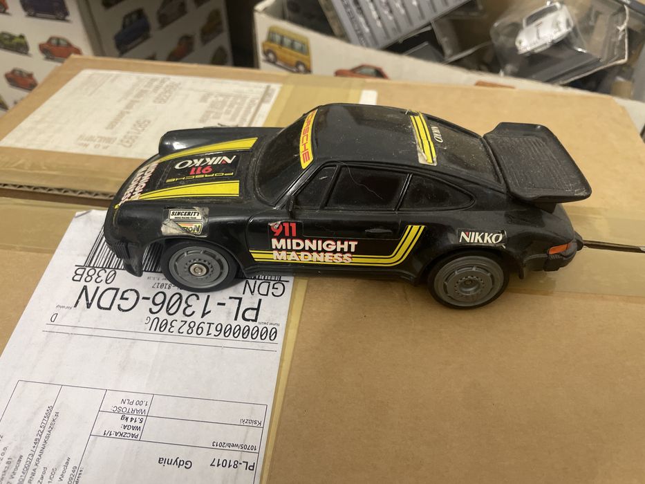 Porsche 911 turbo 1:24 tronico