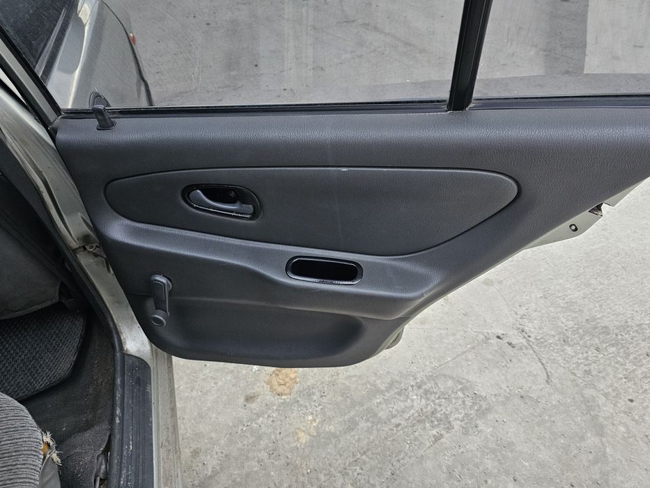 Салон сиденья обшивки потолок ковёр mitsubishi lancer универсал 1993г