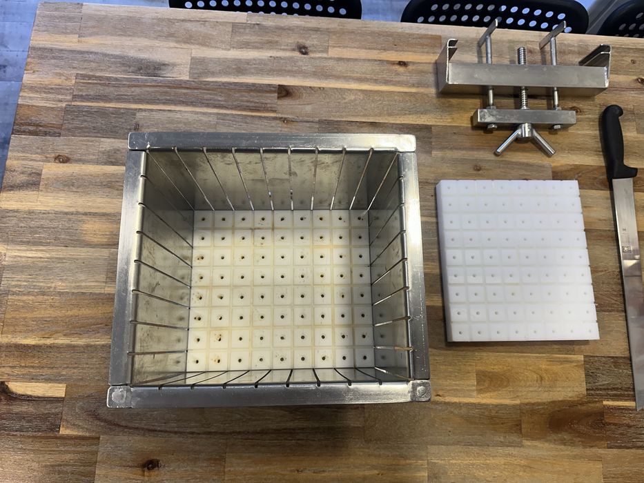 Máquina de espetadas - capacidade de produçao 72