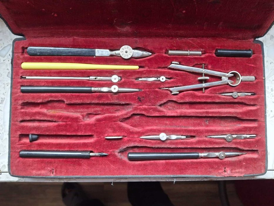 Skala Precision zestaw cyrkli PRL