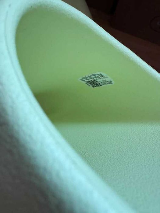 Klapki Adidas Yeezy slide glow green 47