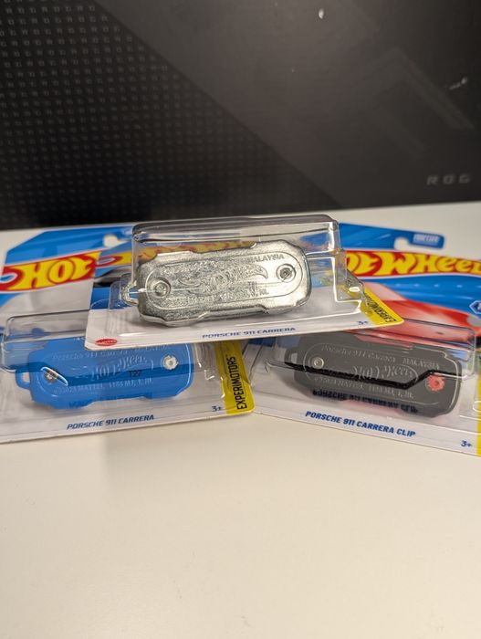 Брелоки Порше Хот Вілс Hot Wheels Keychain Porsche 911 Carrera