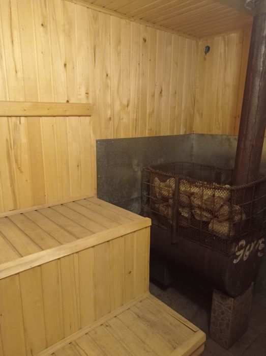 Продам двоповерховий гараж