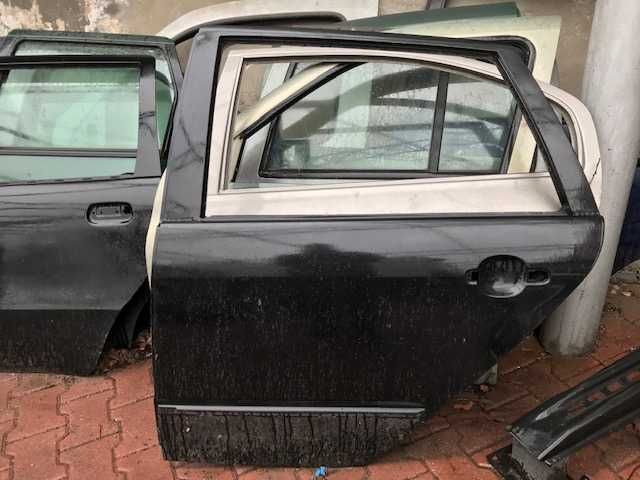 Drzwi tył lewe Skoda Fabia  I kombi