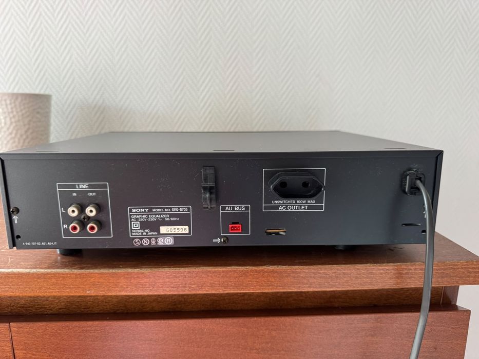 Equalizer Sony SEQ-D705