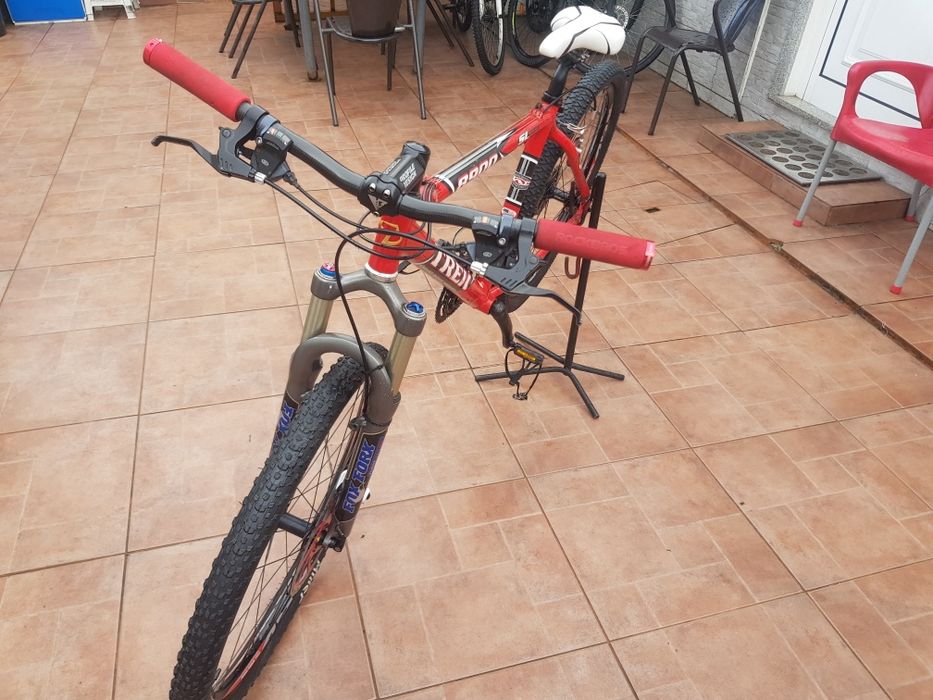 Bicicleta de adulto roda 26 TREK impecável