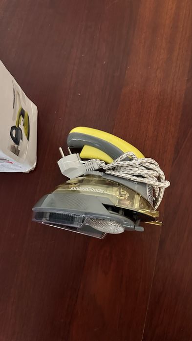 Mini ferro de passar