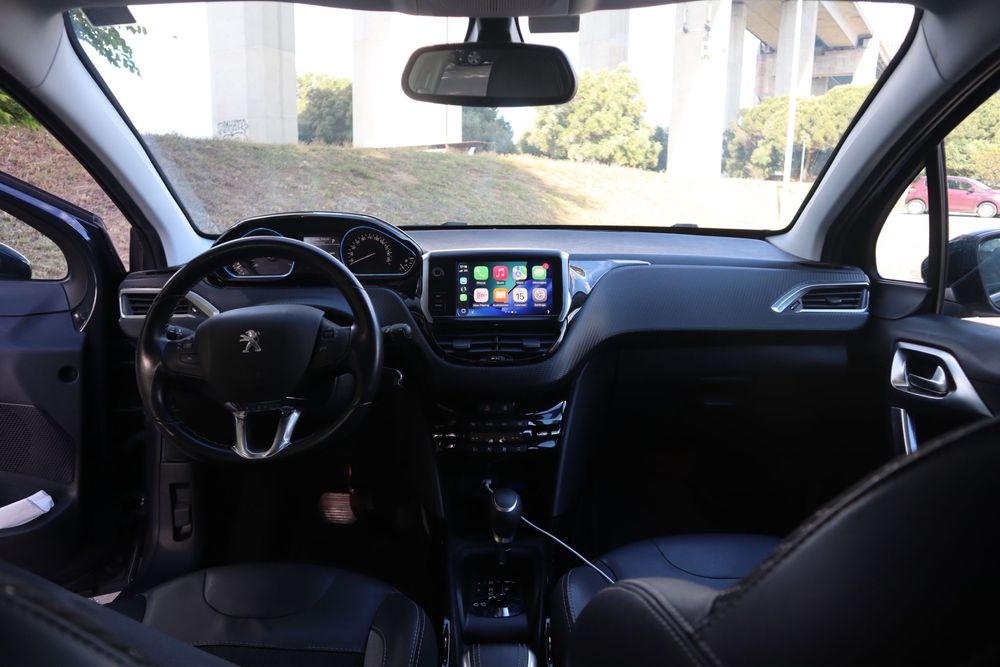 Peugeot 2008 1.2 PureTech 110 Allure