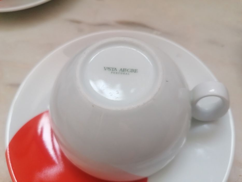 Conjunto de 5 chávenas Vista Alegre, estilo Spage Age
