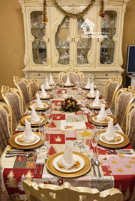 Посуточно. Дом 450 кв., 7 спален. НОВЫЙ ГОД - 30 000 грн.